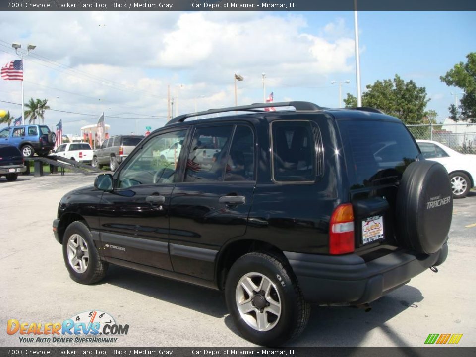 2003 Chevrolet Tracker Hard Top Black / Medium Gray Photo #6