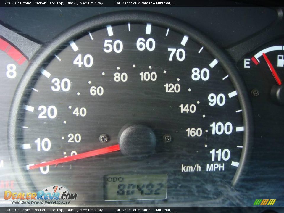 2003 Chevrolet Tracker Hard Top Black / Medium Gray Photo #16