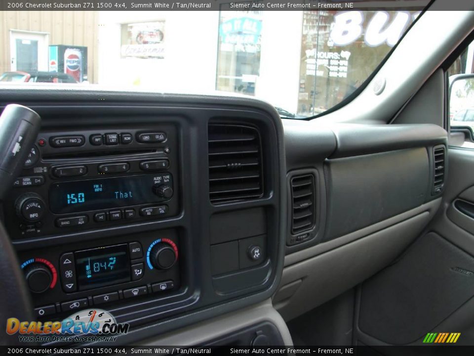 2006 Chevrolet Suburban Z71 1500 4x4 Summit White / Tan/Neutral Photo #27