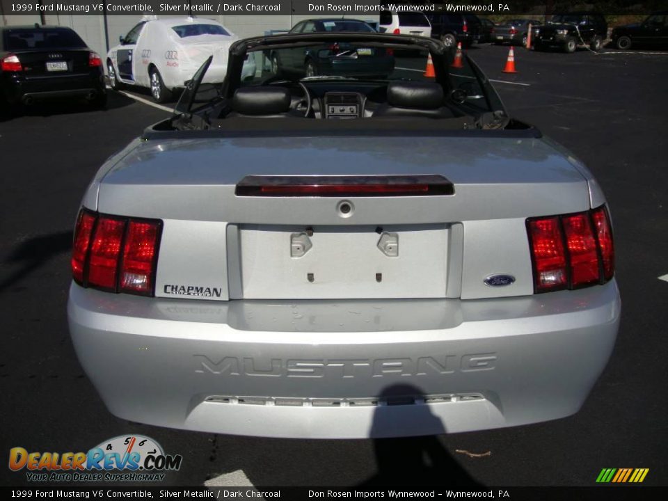 1999 Ford Mustang V6 Convertible Silver Metallic / Dark Charcoal Photo #8