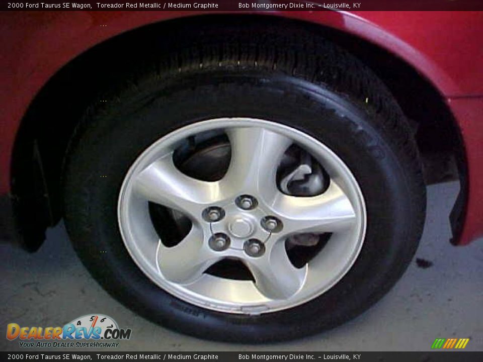 2000 Ford Taurus SE Wagon Toreador Red Metallic / Medium Graphite Photo #4