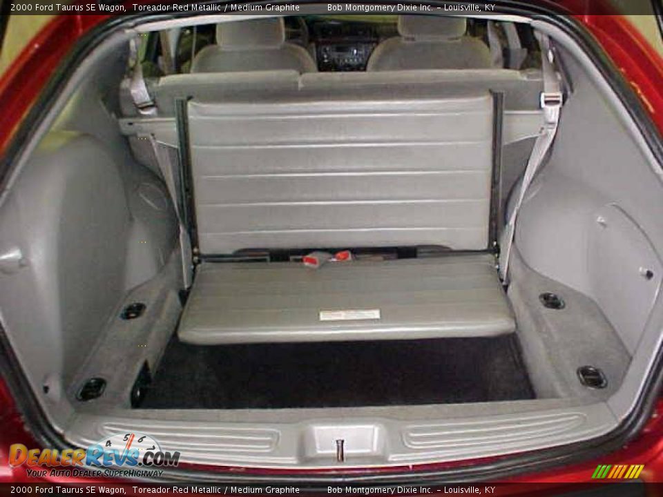 2000 Ford Taurus SE Wagon Toreador Red Metallic / Medium Graphite Photo #21