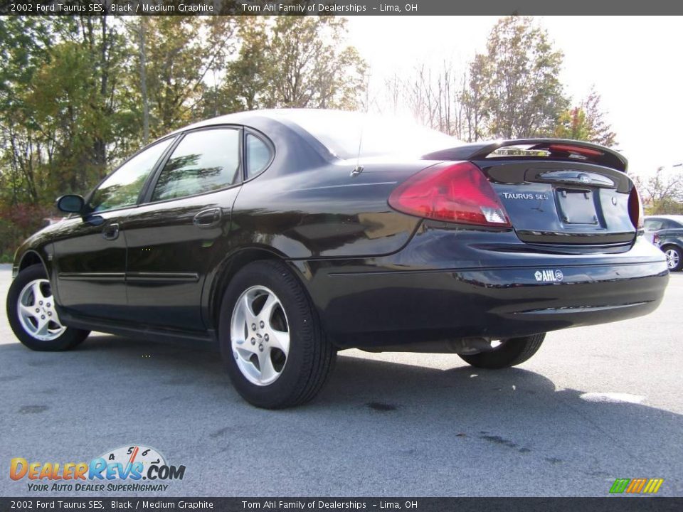 2002 Ford Taurus SES Black / Medium Graphite Photo #4