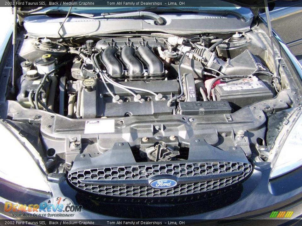 2002 Ford Taurus SES Black / Medium Graphite Photo #15
