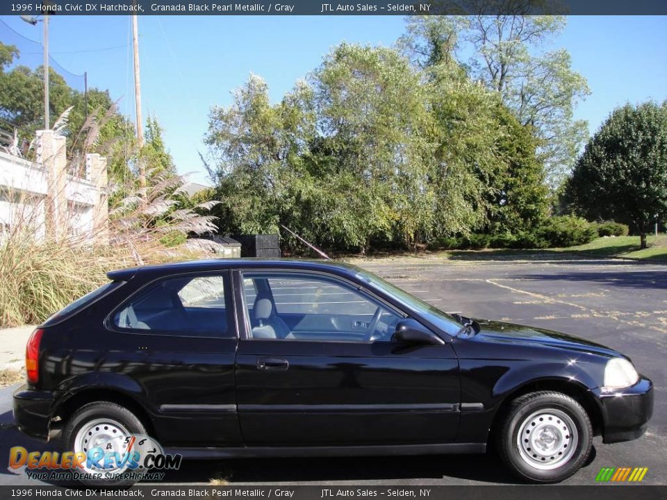 1996 Honda Civic DX Hatchback Granada Black Pearl Metallic / Gray Photo #7