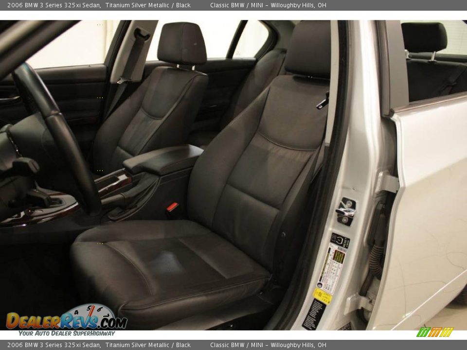 2006 BMW 3 Series 325xi Sedan Titanium Silver Metallic / Black Photo #11