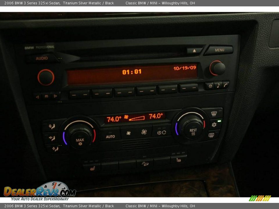 2006 BMW 3 Series 325xi Sedan Titanium Silver Metallic / Black Photo #14