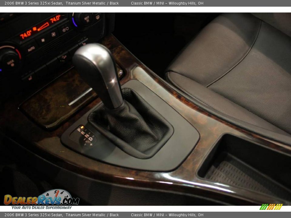 2006 BMW 3 Series 325xi Sedan Titanium Silver Metallic / Black Photo #15