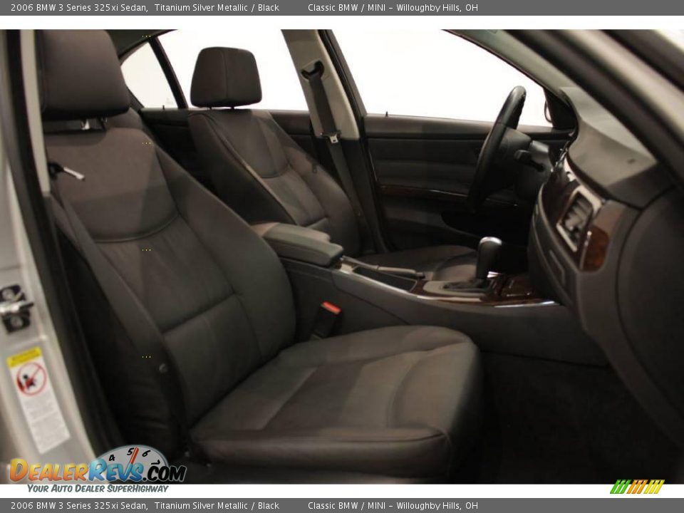 2006 BMW 3 Series 325xi Sedan Titanium Silver Metallic / Black Photo #19
