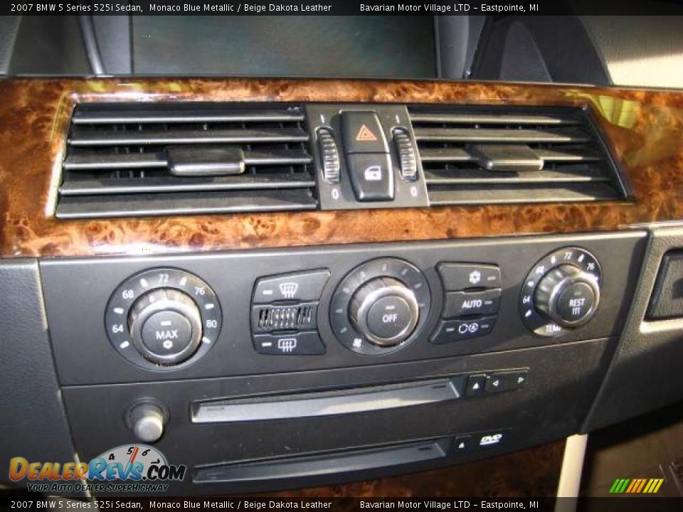 2007 BMW 5 Series 525i Sedan Monaco Blue Metallic / Beige Dakota Leather Photo #17