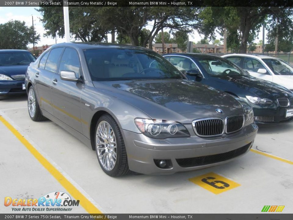 2007 BMW 7 Series 750i Sedan Titanium Grey Metallic / Beige Photo #4