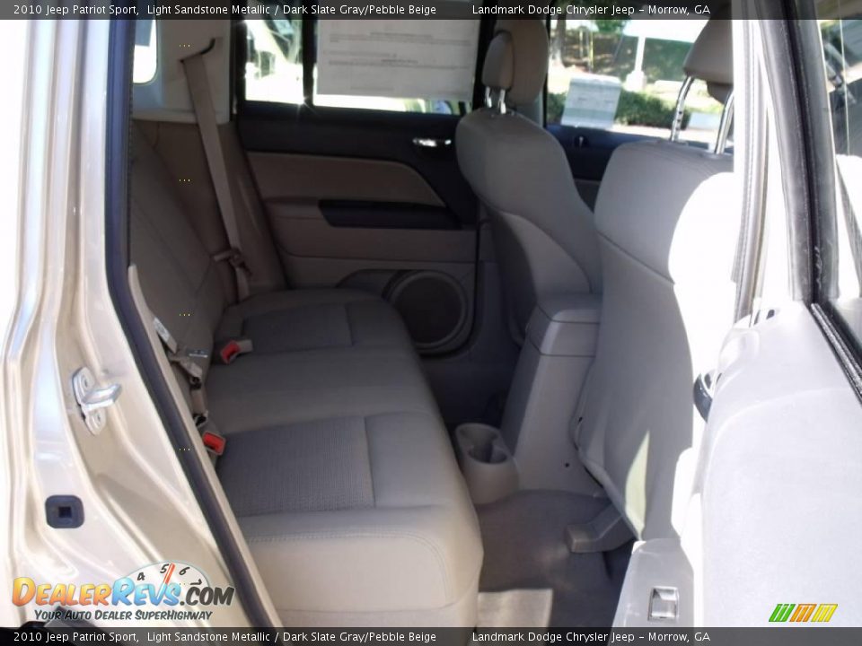 2010 Jeep Patriot Sport Light Sandstone Metallic / Dark Slate Gray/Pebble Beige Photo #9