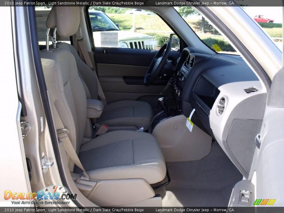 2010 Jeep Patriot Sport Light Sandstone Metallic / Dark Slate Gray/Pebble Beige Photo #10