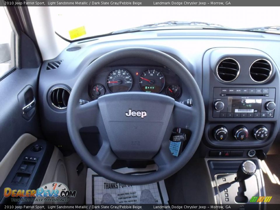 2010 Jeep Patriot Sport Light Sandstone Metallic / Dark Slate Gray/Pebble Beige Photo #12