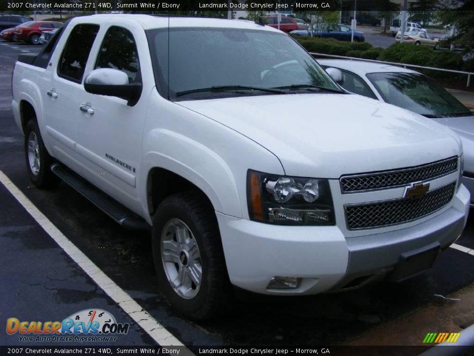 2007 Chevrolet Avalanche Z71 4WD Summit White / Ebony Photo #1