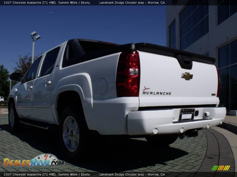 2007 Chevrolet Avalanche Z71 4WD Summit White / Ebony Photo #3