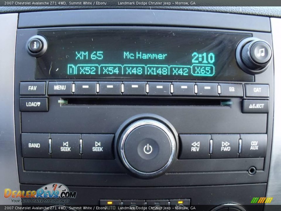 2007 Chevrolet Avalanche Z71 4WD Summit White / Ebony Photo #24