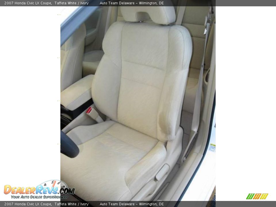 2007 Honda Civic LX Coupe Taffeta White / Ivory Photo #12