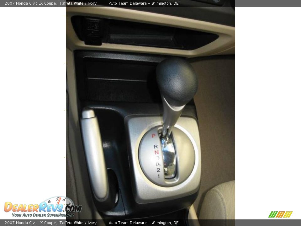 2007 Honda Civic LX Coupe Taffeta White / Ivory Photo #23