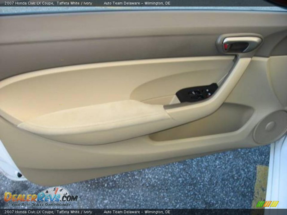 2007 Honda Civic LX Coupe Taffeta White / Ivory Photo #33