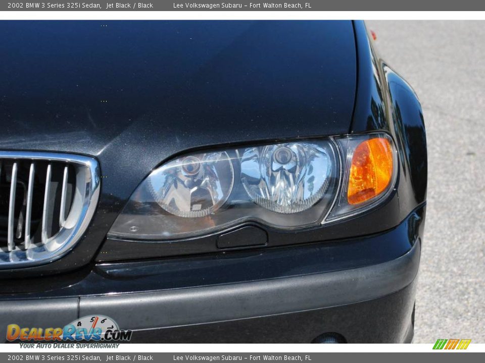 2002 BMW 3 Series 325i Sedan Jet Black / Black Photo #9