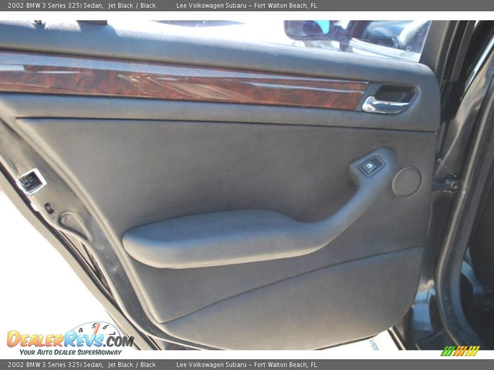 2002 BMW 3 Series 325i Sedan Jet Black / Black Photo #24