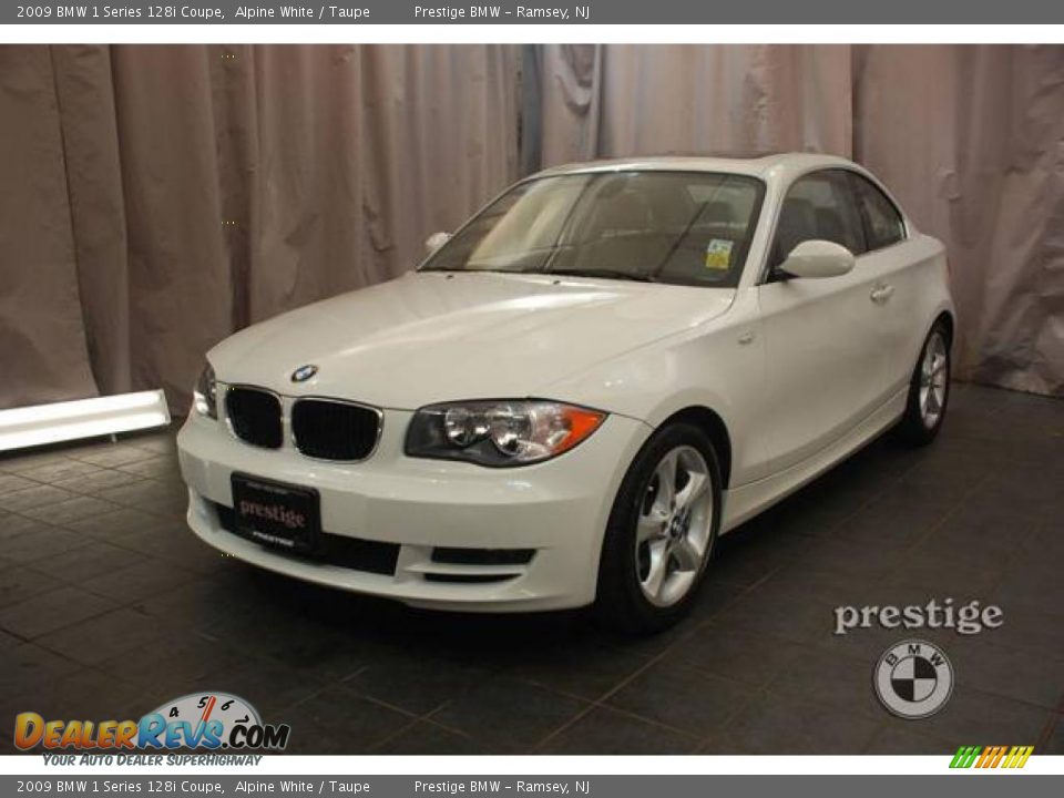 2009 BMW 1 Series 128i Coupe Alpine White / Taupe Photo #1