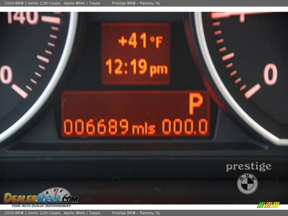 2009 BMW 1 Series 128i Coupe Alpine White / Taupe Photo #3