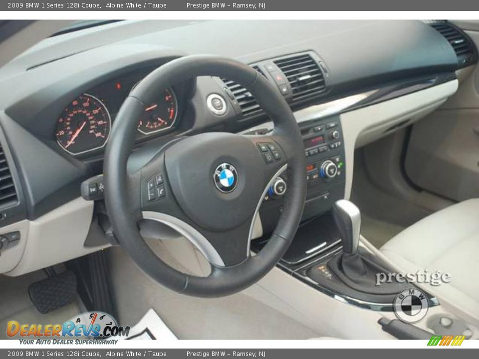 2009 BMW 1 Series 128i Coupe Alpine White / Taupe Photo #4