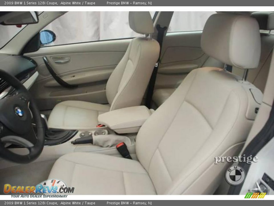 2009 BMW 1 Series 128i Coupe Alpine White / Taupe Photo #5