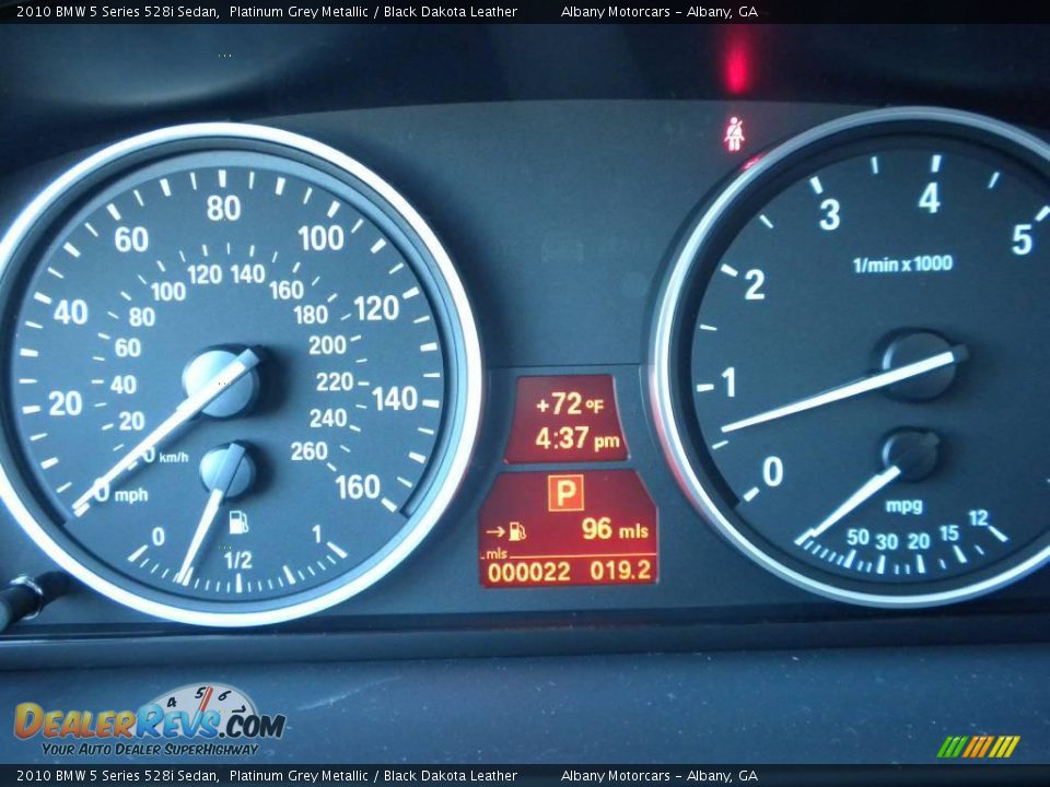 2010 BMW 5 Series 528i Sedan Platinum Grey Metallic / Black Dakota Leather Photo #15