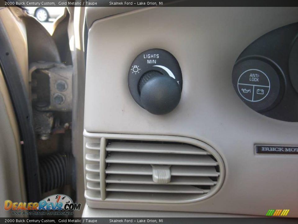 2000 Buick Century Custom Gold Metallic / Taupe Photo #25