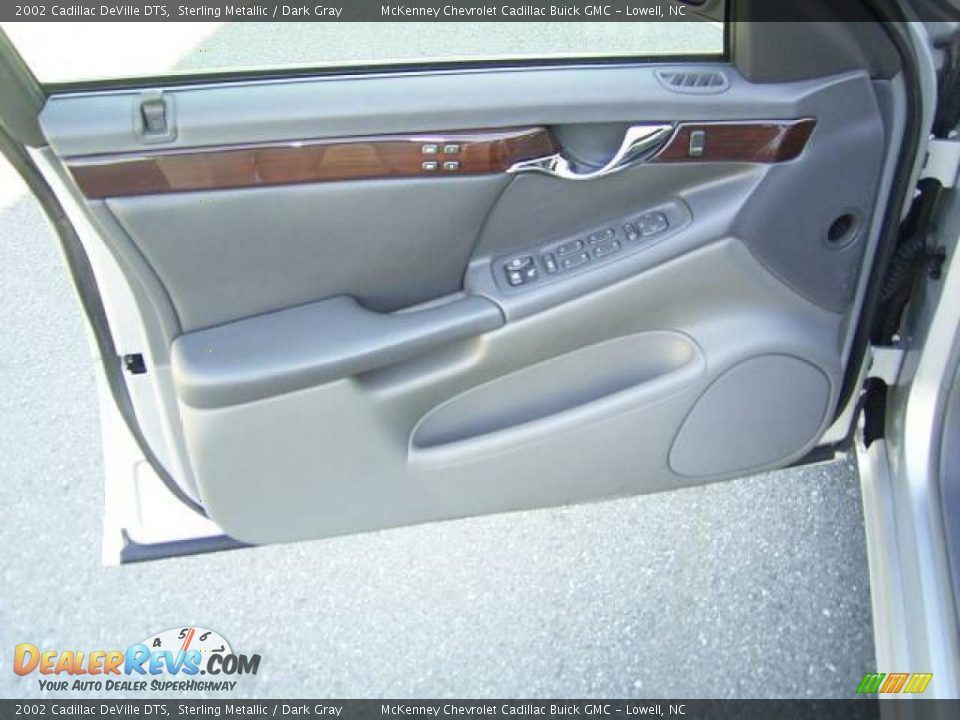2002 Cadillac DeVille DTS Sterling Metallic / Dark Gray Photo #7