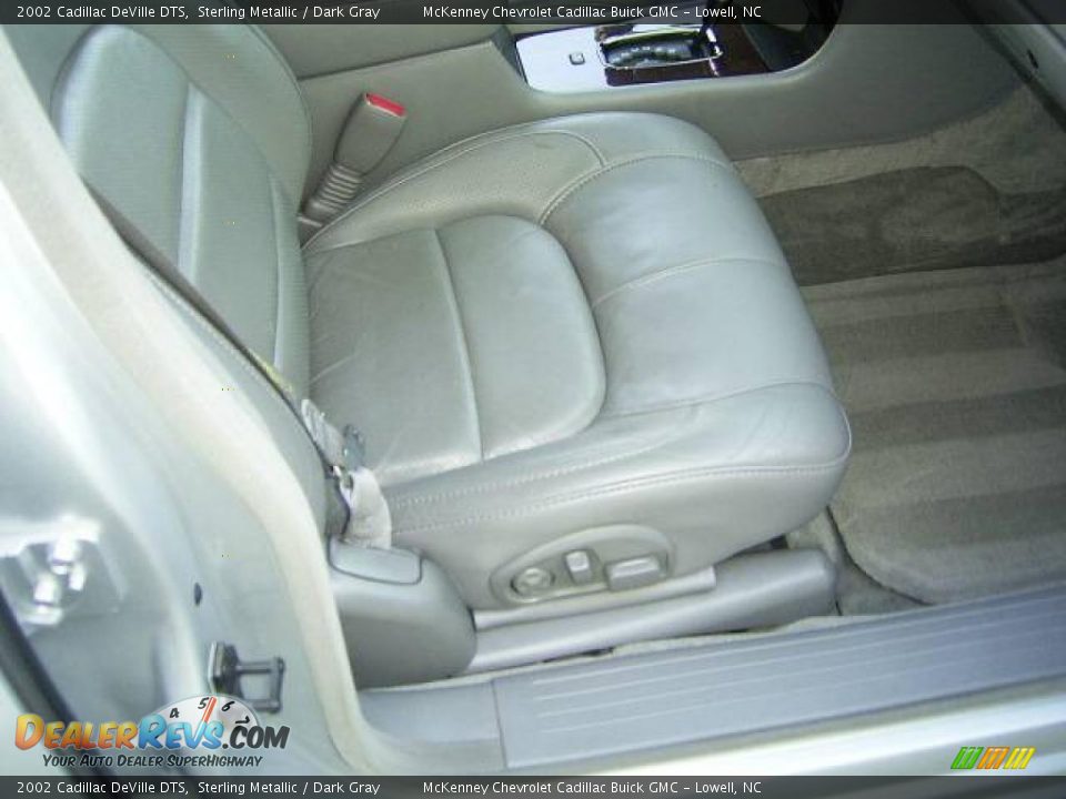 2002 Cadillac DeVille DTS Sterling Metallic / Dark Gray Photo #14