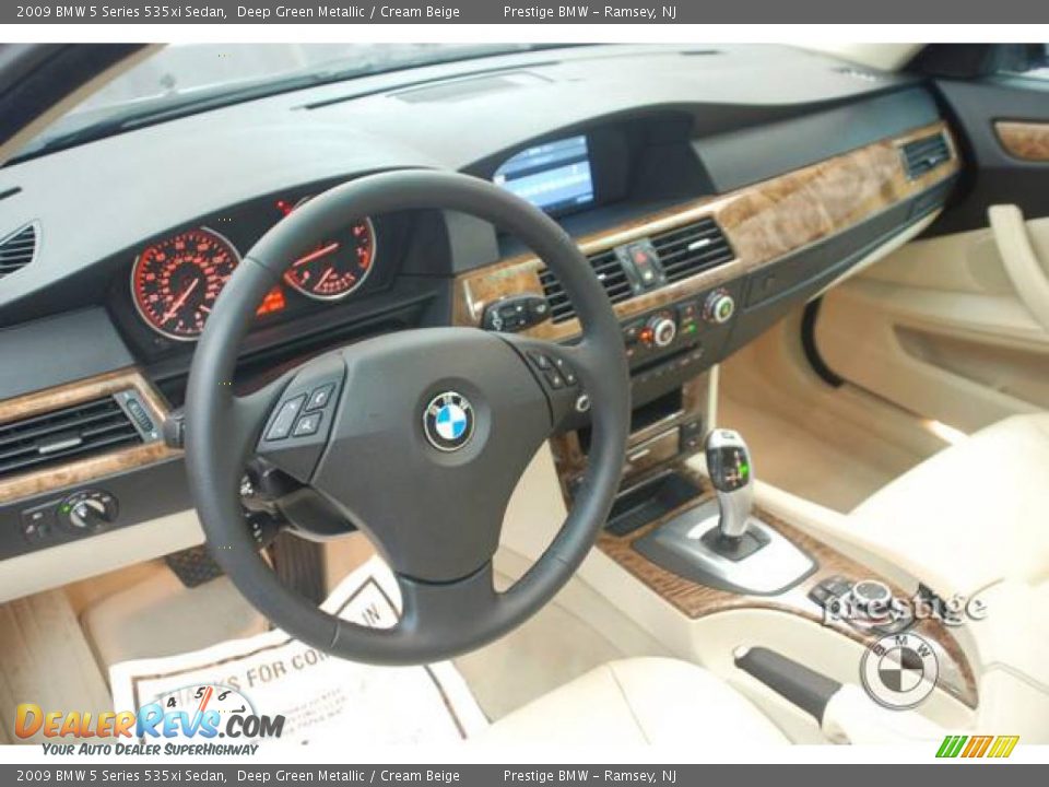 2009 BMW 5 Series 535xi Sedan Deep Green Metallic / Cream Beige Photo #4