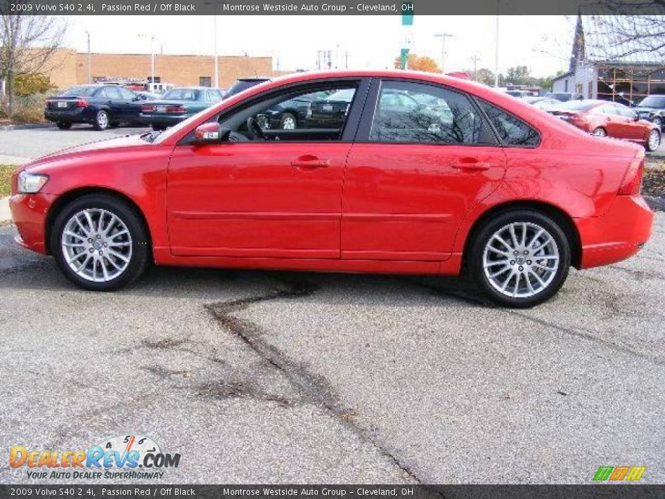 2009 Volvo S40 2.4i Passion Red / Off Black Photo #2