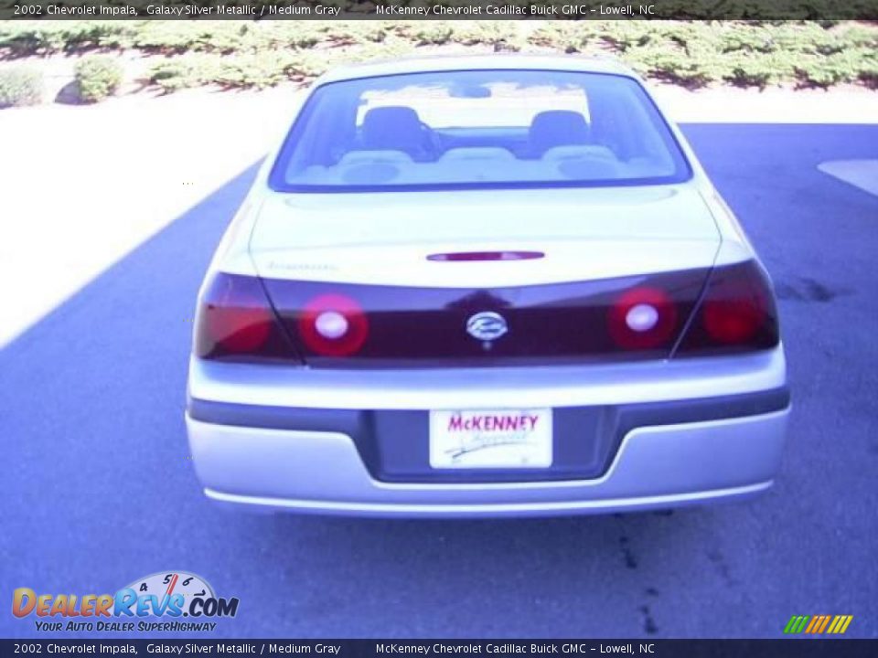 2002 Chevrolet Impala Galaxy Silver Metallic / Medium Gray Photo #3