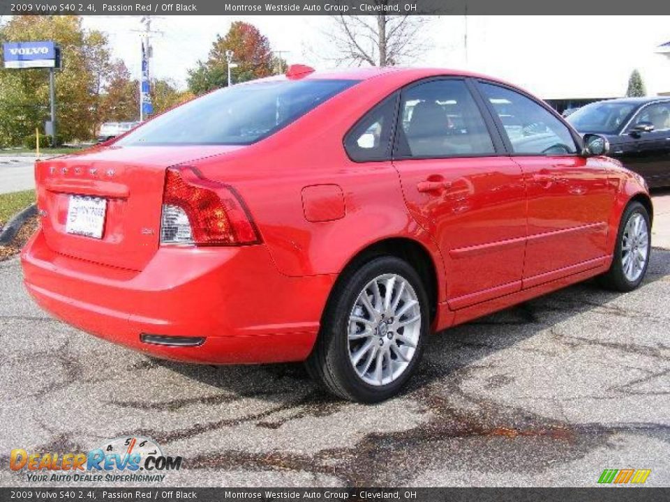 2009 Volvo S40 2.4i Passion Red / Off Black Photo #5