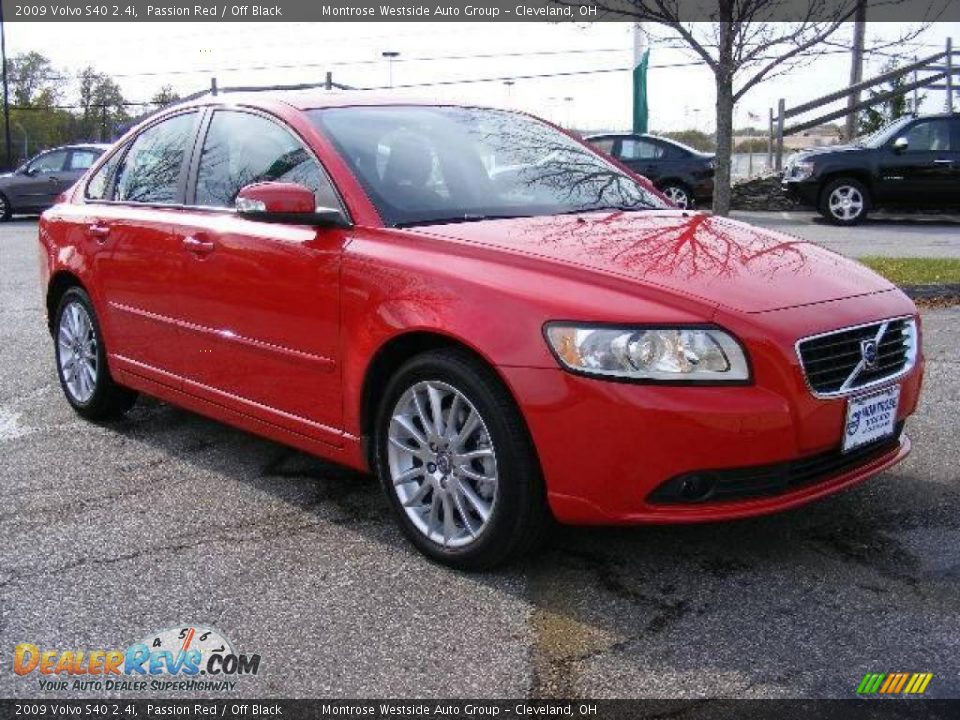 2009 Volvo S40 2.4i Passion Red / Off Black Photo #7