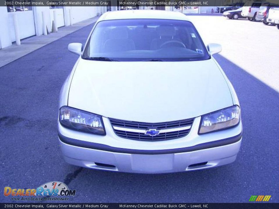 2002 Chevrolet Impala Galaxy Silver Metallic / Medium Gray Photo #6