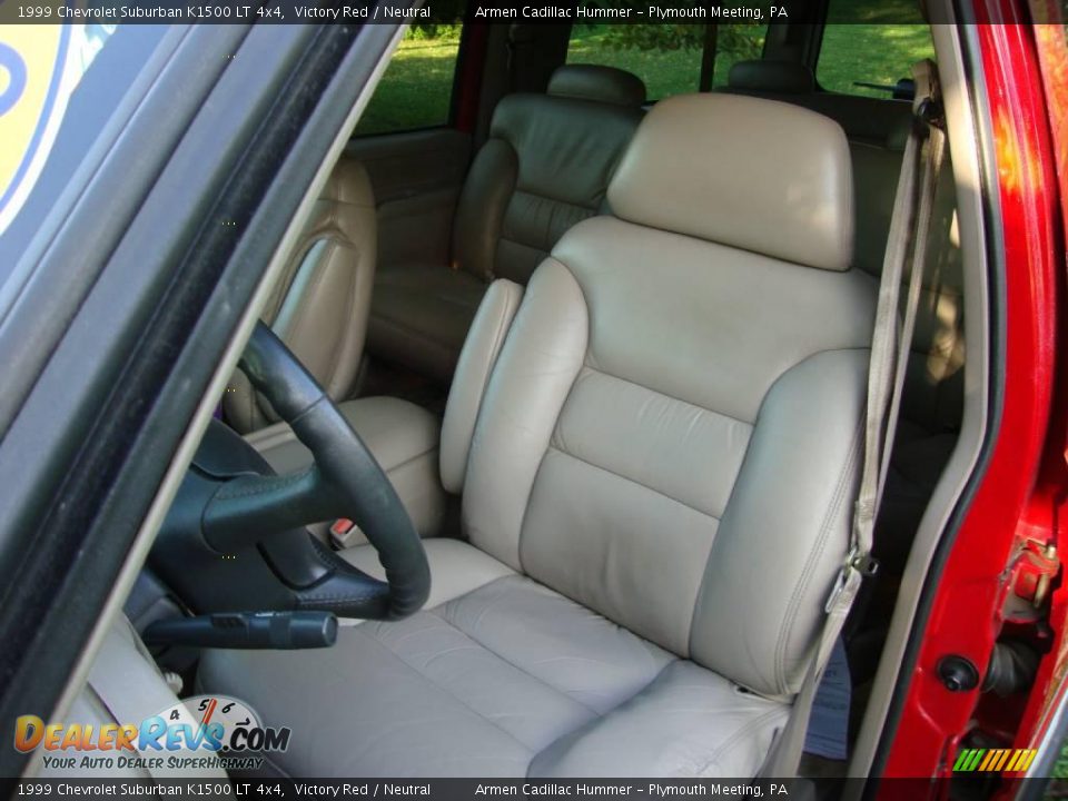 1999 Chevrolet Suburban K1500 LT 4x4 Victory Red / Neutral Photo #16