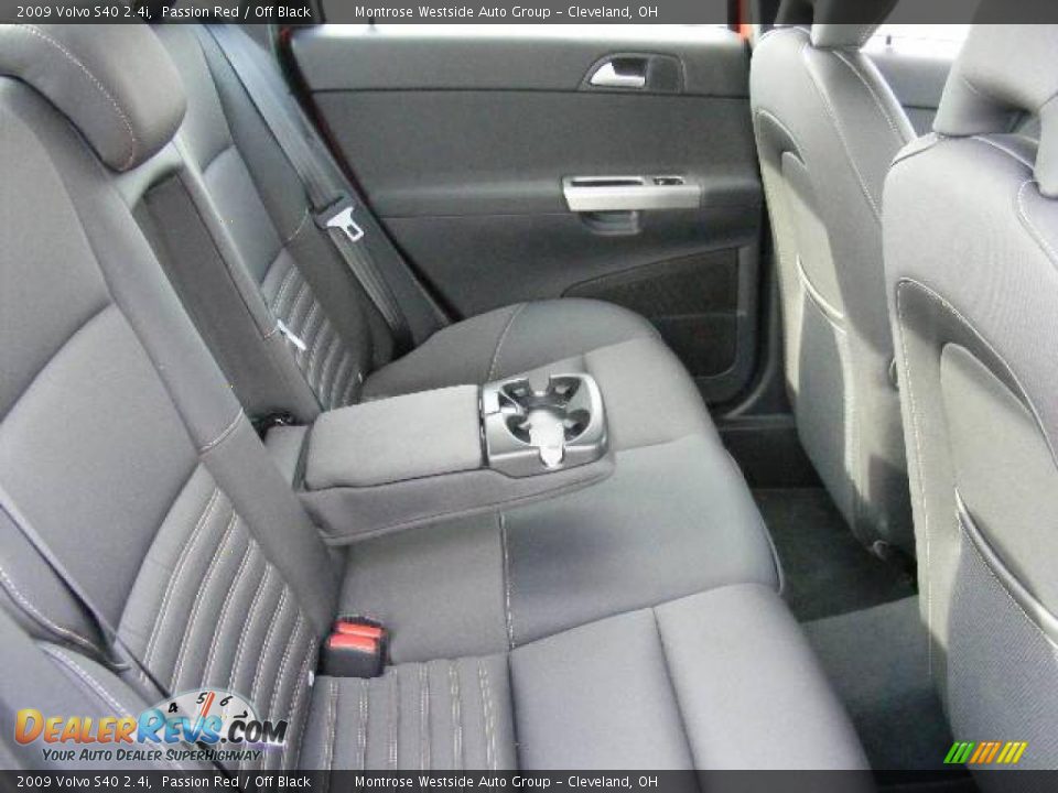 2009 Volvo S40 2.4i Passion Red / Off Black Photo #12