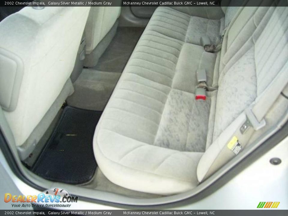 2002 Chevrolet Impala Galaxy Silver Metallic / Medium Gray Photo #11