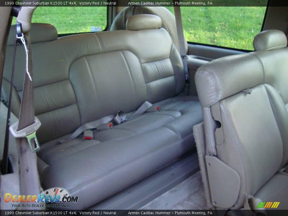 1999 Chevrolet Suburban K1500 LT 4x4 Victory Red / Neutral Photo #21
