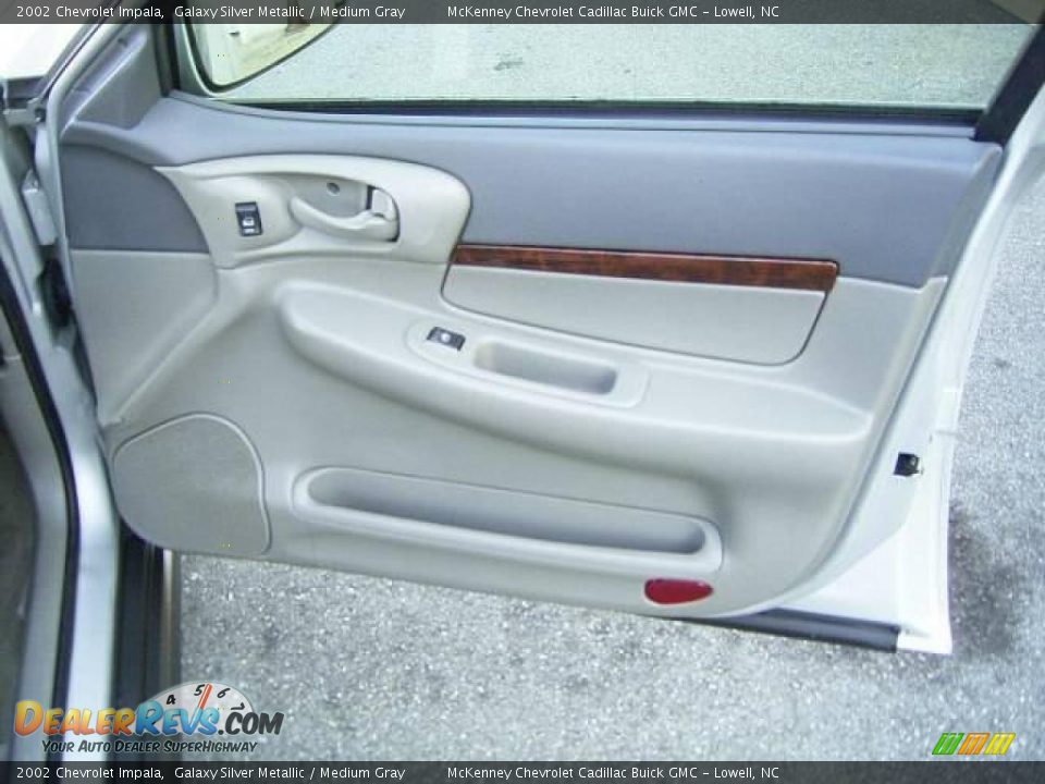 2002 Chevrolet Impala Galaxy Silver Metallic / Medium Gray Photo #16