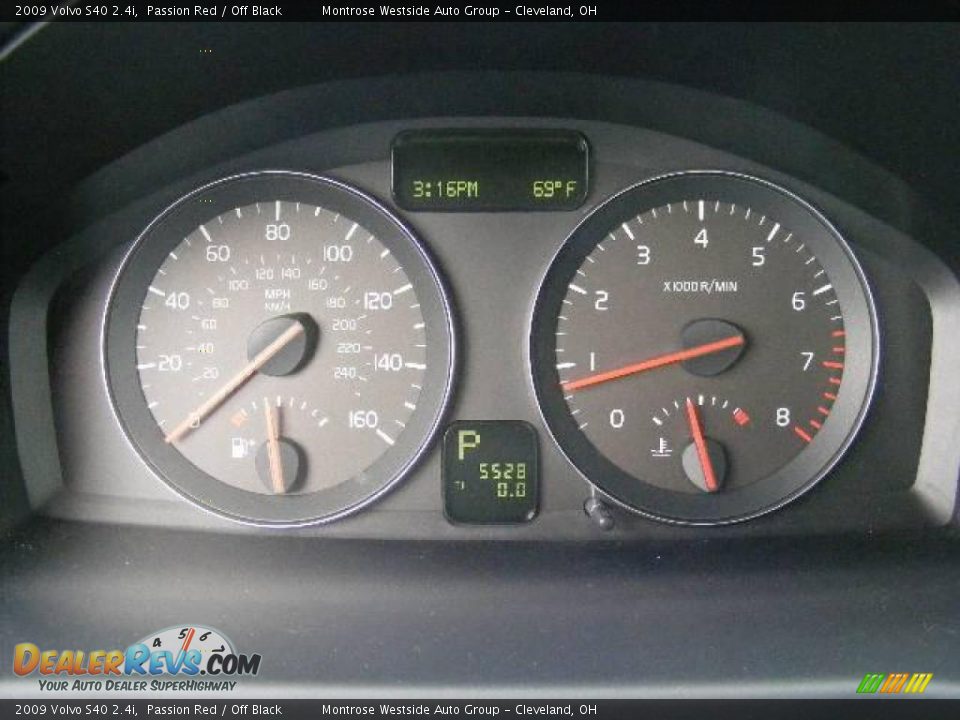 2009 Volvo S40 2.4i Passion Red / Off Black Photo #17