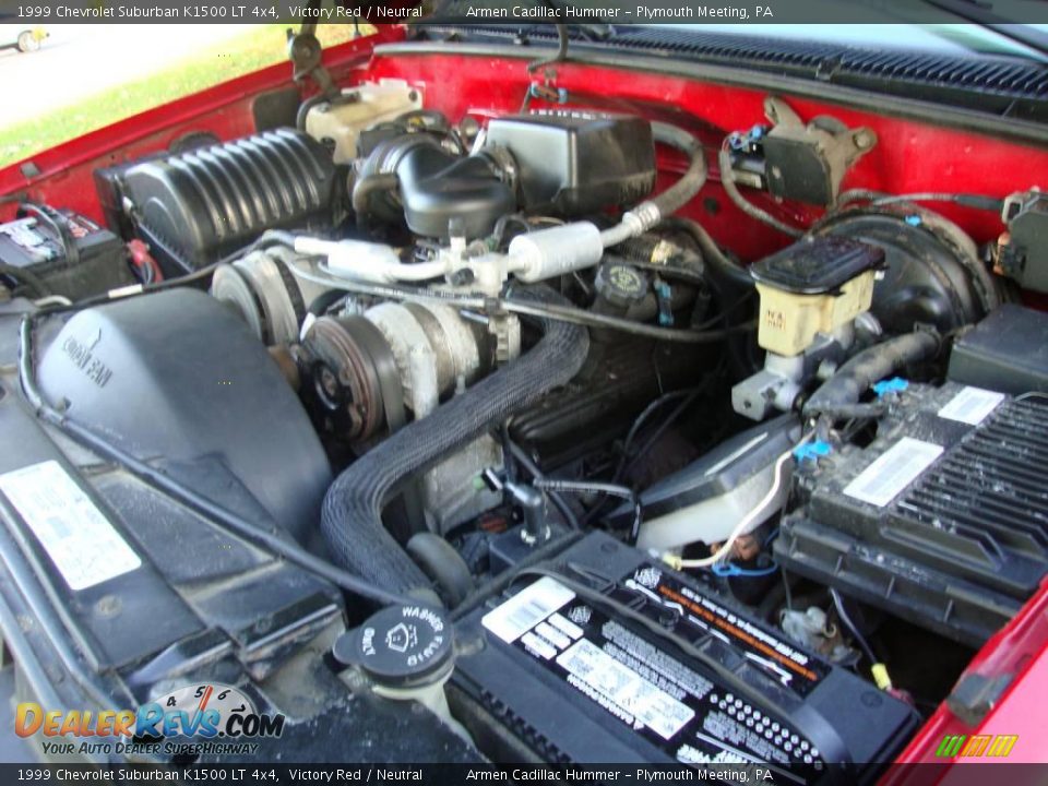 1999 Chevrolet Suburban K1500 LT 4x4 Victory Red / Neutral Photo #28