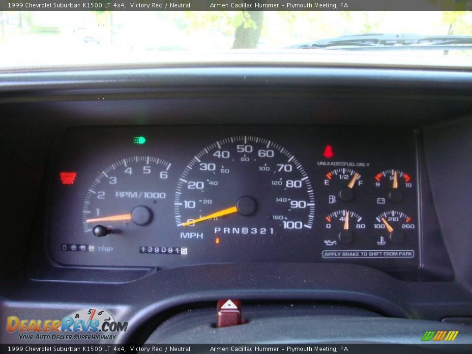 1999 Chevrolet Suburban K1500 LT 4x4 Victory Red / Neutral Photo #34