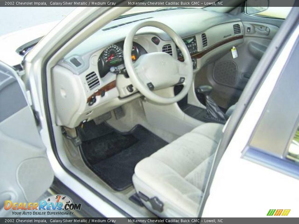 2002 Chevrolet Impala Galaxy Silver Metallic / Medium Gray Photo #25