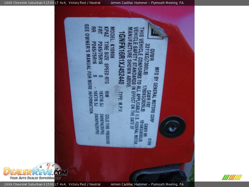 1999 Chevrolet Suburban K1500 LT 4x4 Victory Red / Neutral Photo #36